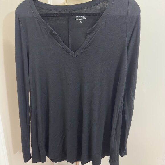 HOLLISTER LADY'S BLACK LONG SLEEE BLOUSE (S) - Picture 3 of 14